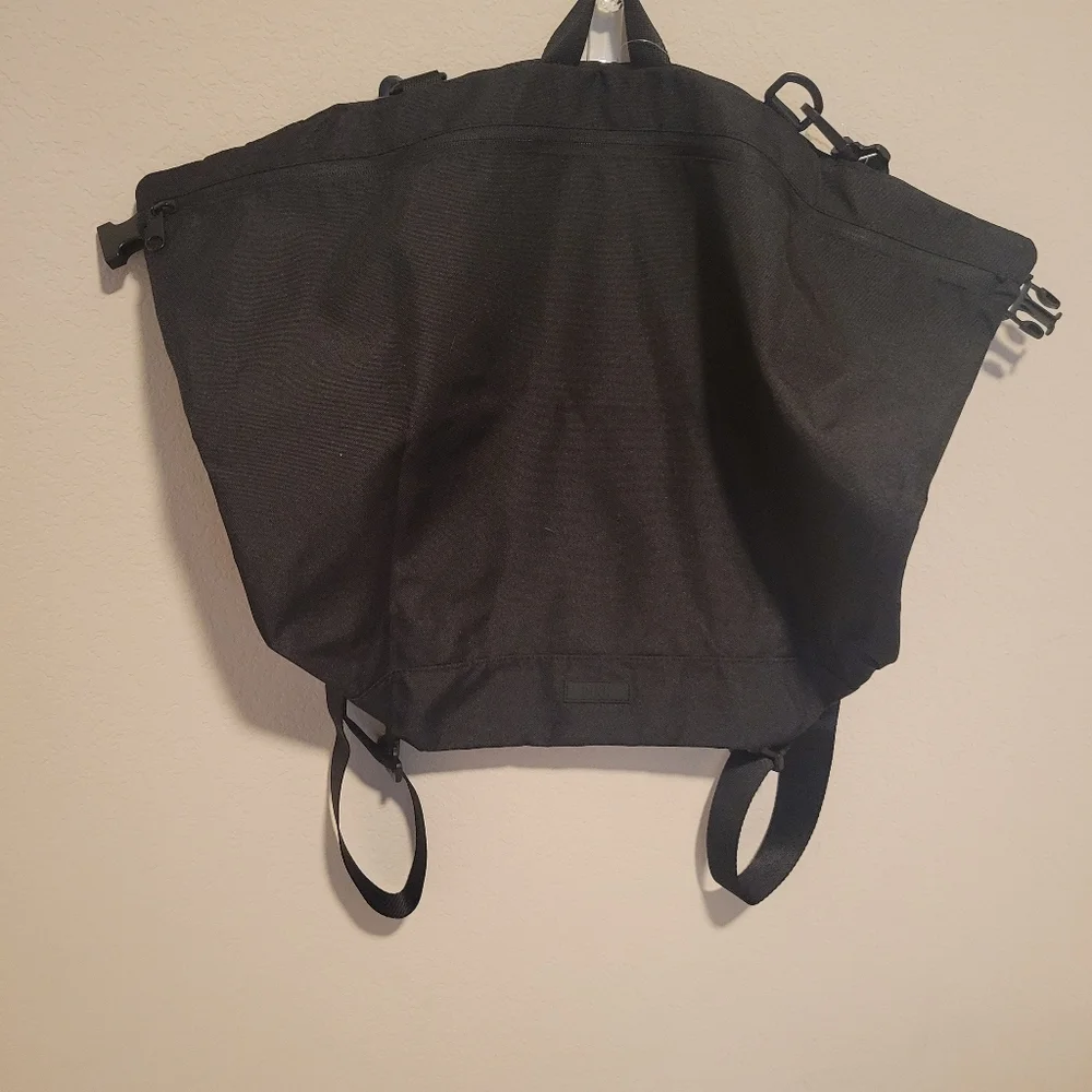VICTORIAS SECRET PINK black backpack new with tags